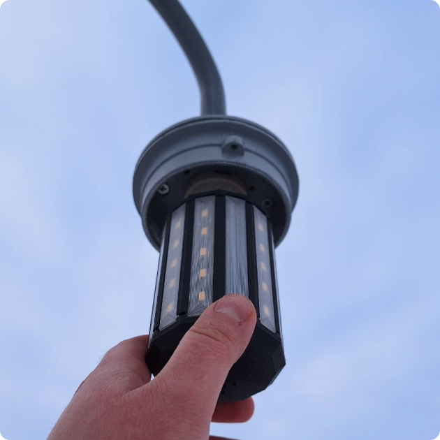 PivotHawk device in hand